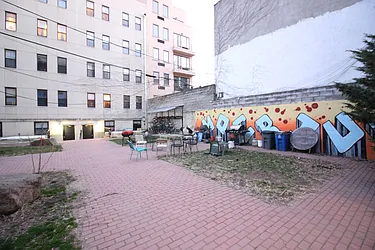 Rented by Bedford 6 Real Estate