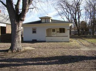 857 N 8th St, Clinton, IN 47842