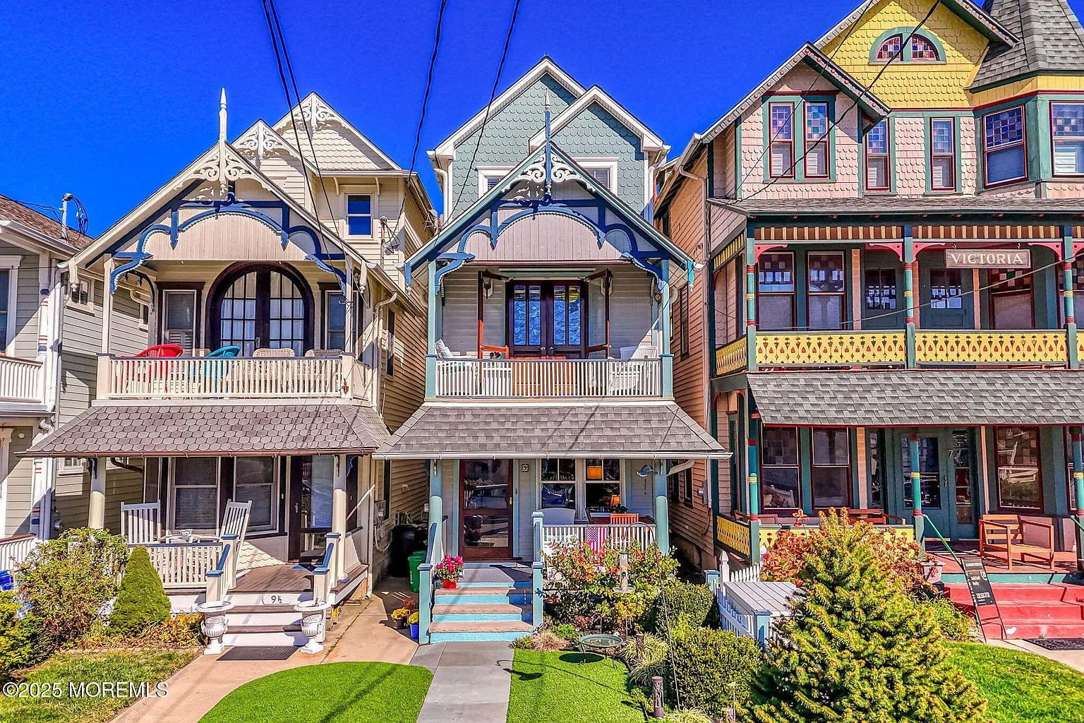9 Embury Avenue photo 1