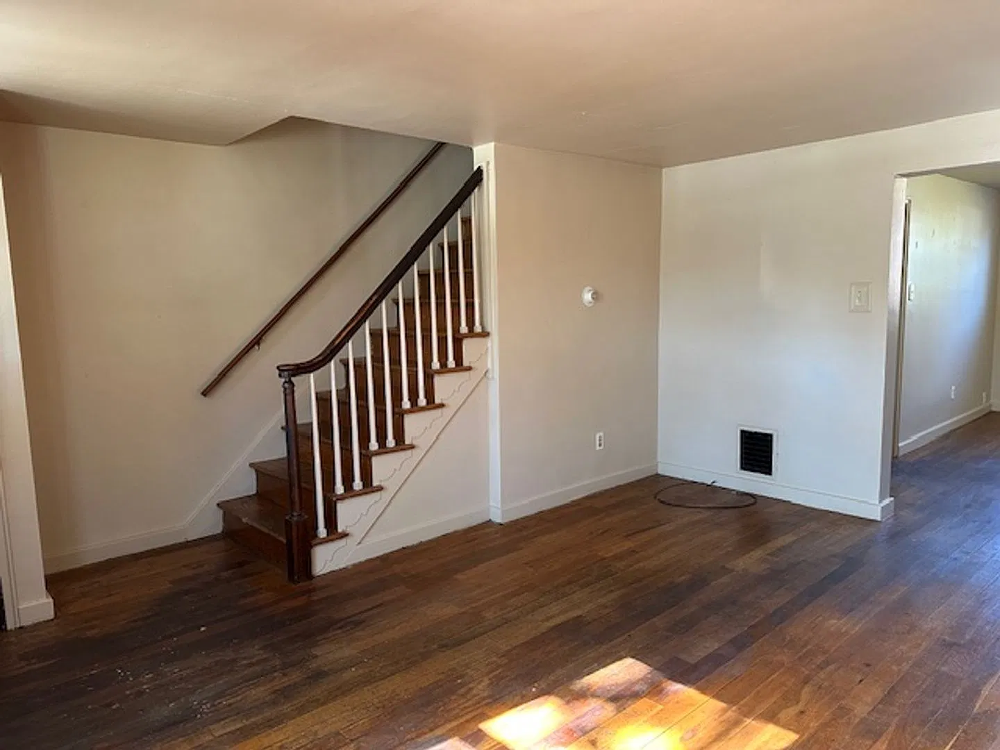 3 Bed 1 Bath Harrisburg School District Property For Rent — Photo 4