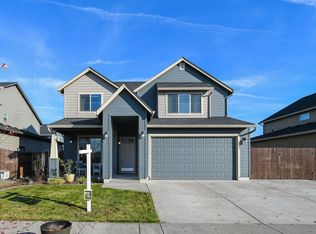 725 SW 4th Ave, Battle Ground, WA 98604