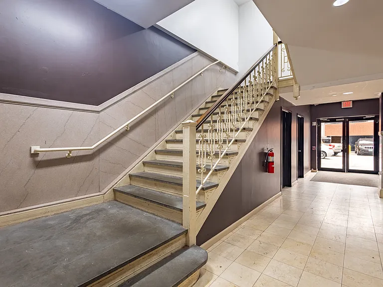 Thayer Building — Photo 11