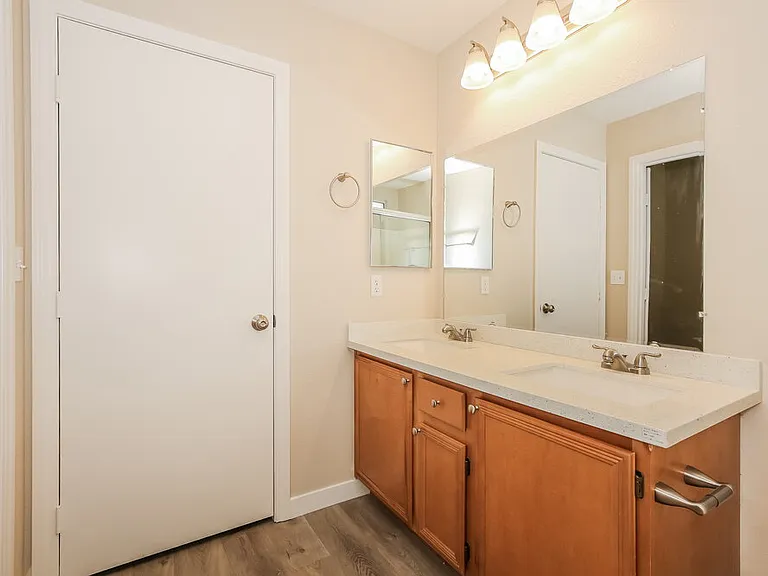 4929 Whispering Spring Ave — Photo 12