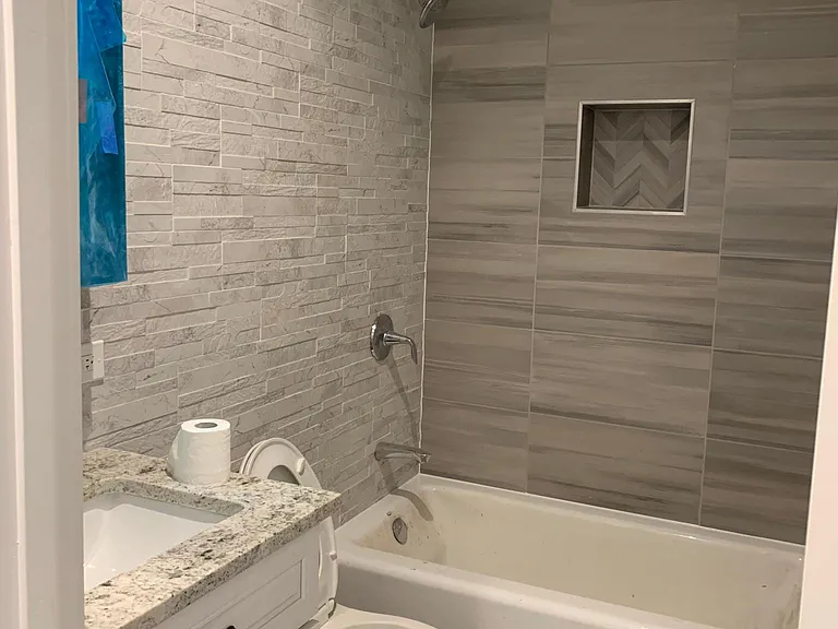 6107 N Washtenaw Ave #0 — Photo 1