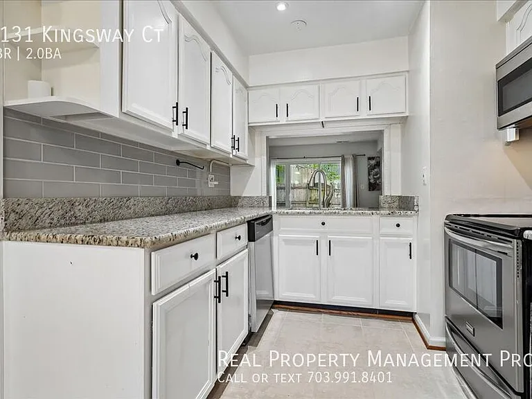 8131 Kingsway Ct — Photo 8