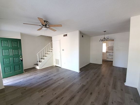 2nd image of 4161 Ciudad Dr