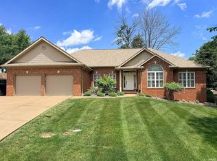 400 Knollview Dr, Evansville, IN 47711