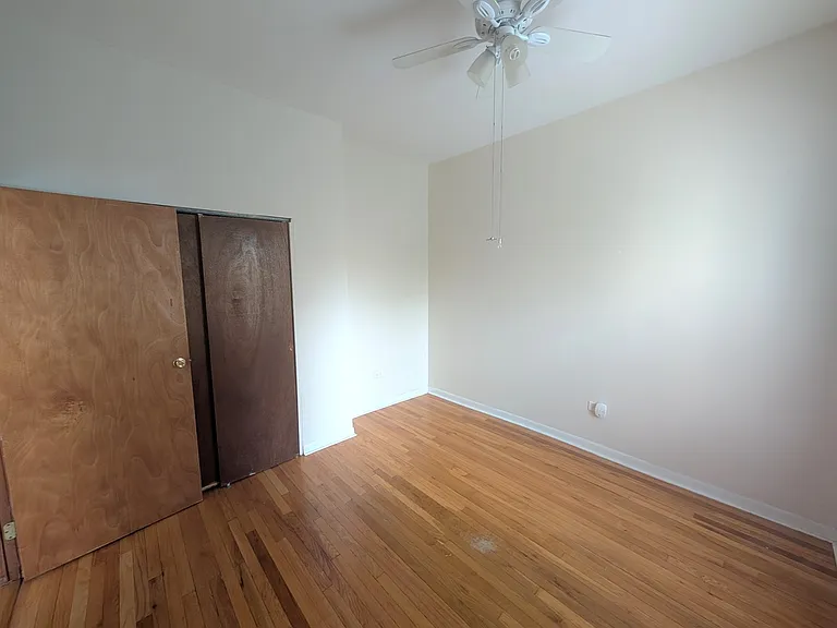5616 N Winthrop Ave #2F — Photo 6