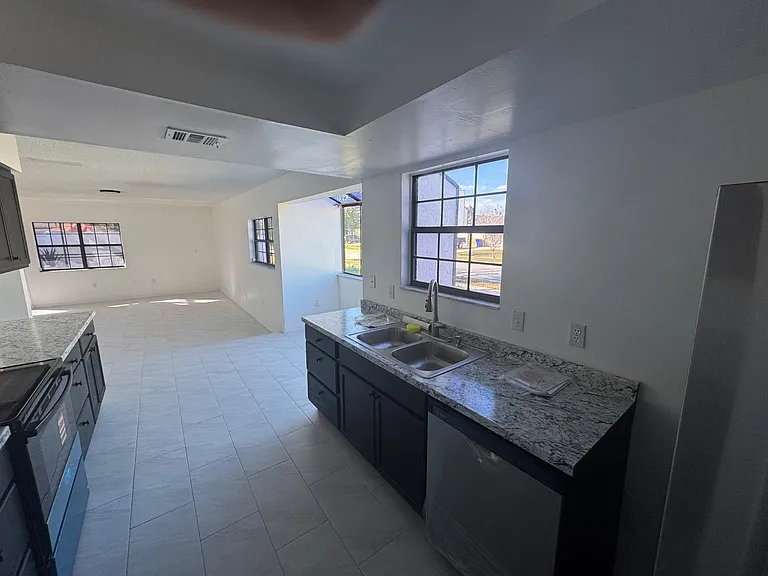 2020 Hidden Dale Ct — Photo 12