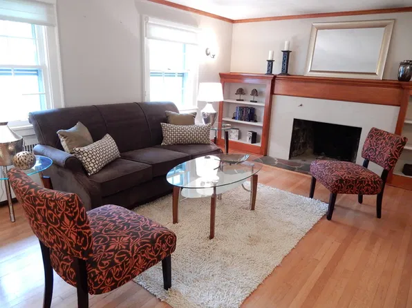 16 Upper Dr, Watchung, NJ 07069