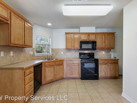 4th image of 108 Misty Creek Dr