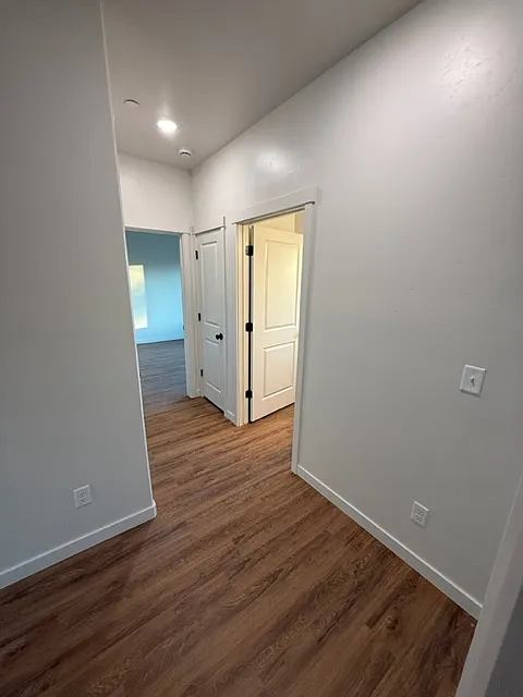 2 bed, 1040 sqft, $1,550 — Photo 1