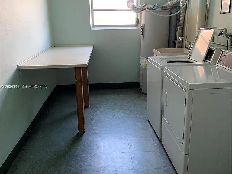 501 NE 14th Ave #601 — Photo 17