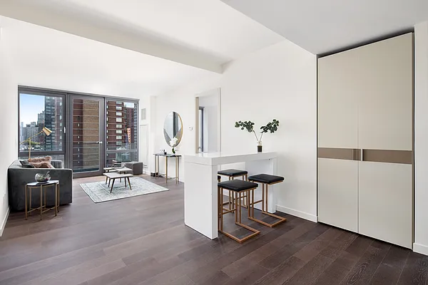 Sold by Compass | media 14