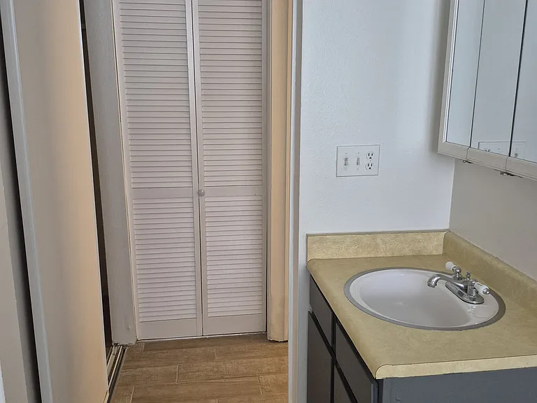 5030 El Camino Dr #13 — Photo 15