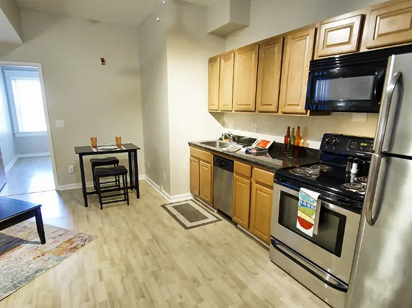 Tremont Terraces on Lincoln Park