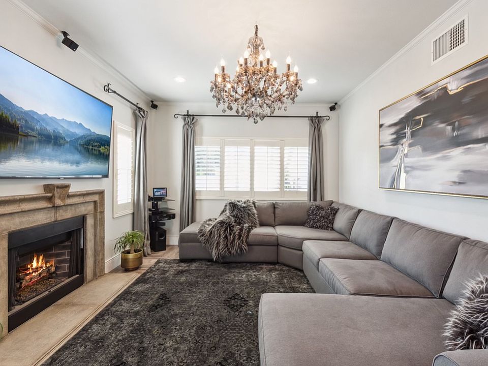 1st image of 20300 Vanowen St APT 12