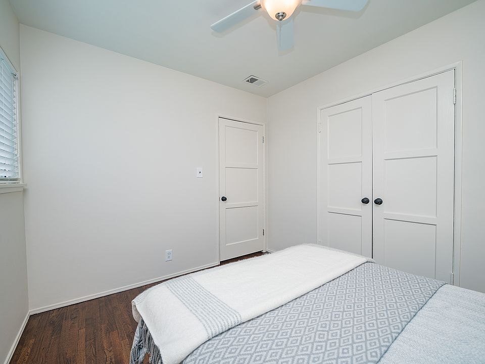 1st image of 3569 Conquista Ave