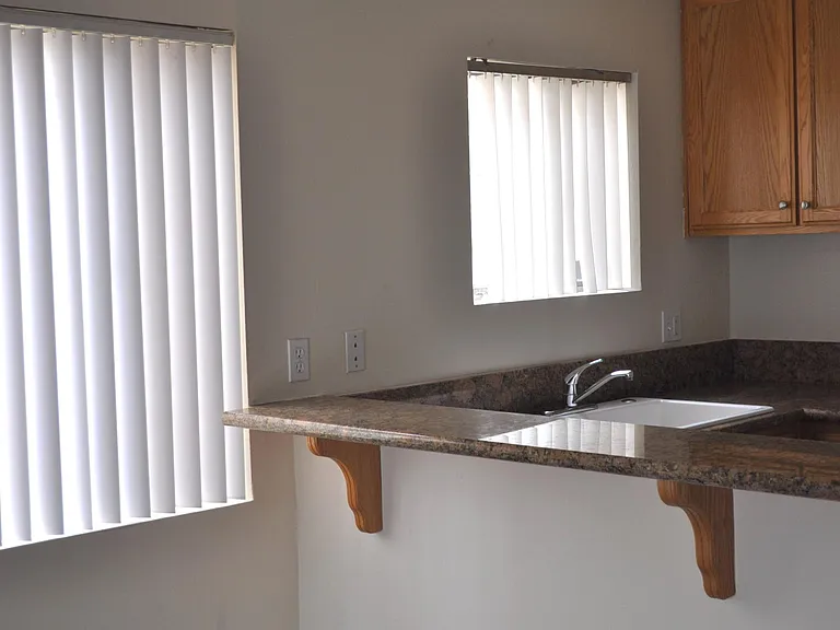 1385 Kelton Ave — Photo 3