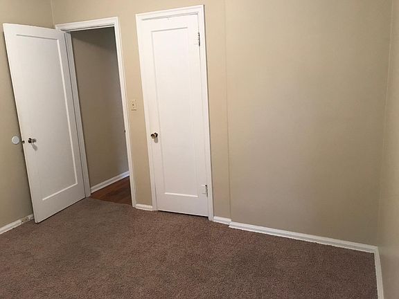 2nd image of 1117 6th St W #1117