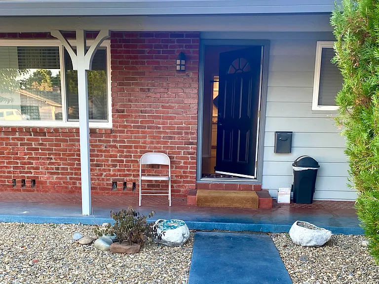 9148 Cecile Way — Photo 11