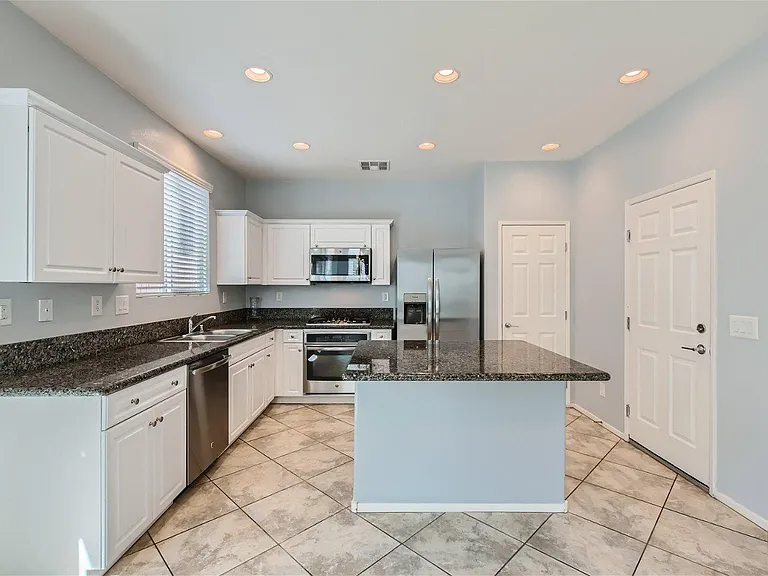 10643 Forum Peak Ln — Photo 6