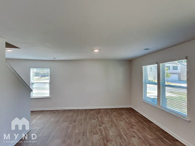 2126 Allium Dr — Photo 6
