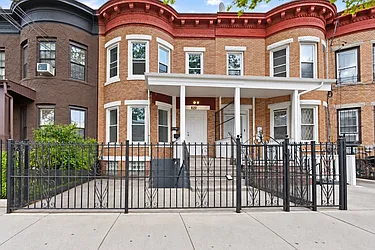 620 Ashford Street