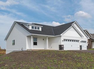 545 Winkler Trl N, Cologne, MN 55322