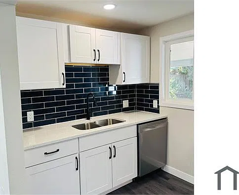 3 bed, 969 sqft, $3,200 — Photo 3