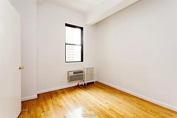 Rented by Brown Harris Stevens | media 4