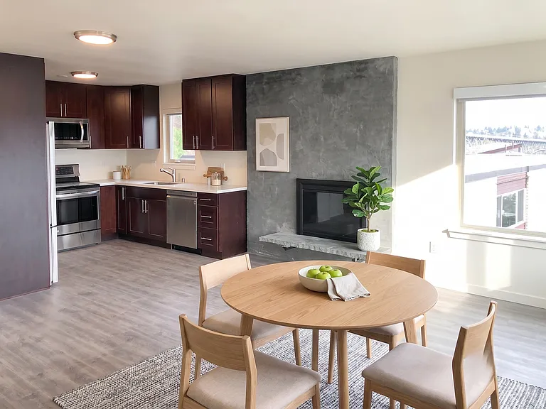 The Dexter - Located on Dexter Ave is steps from the Fremont Bridge — Photo 4