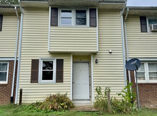 210 Holly Hill St APT C, Broadway, VA 22815