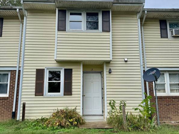 210 Holly Hill St APT C