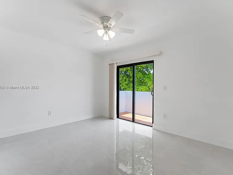 3079 NW 11th St #3053 — Photo 13