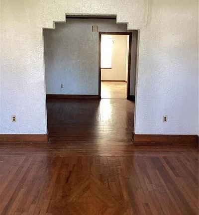 4th image of 603 N Turnbull Dr