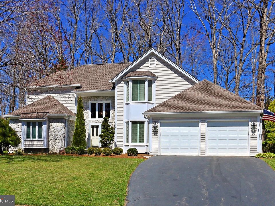 1st image of 9102 Wood Spice Ln