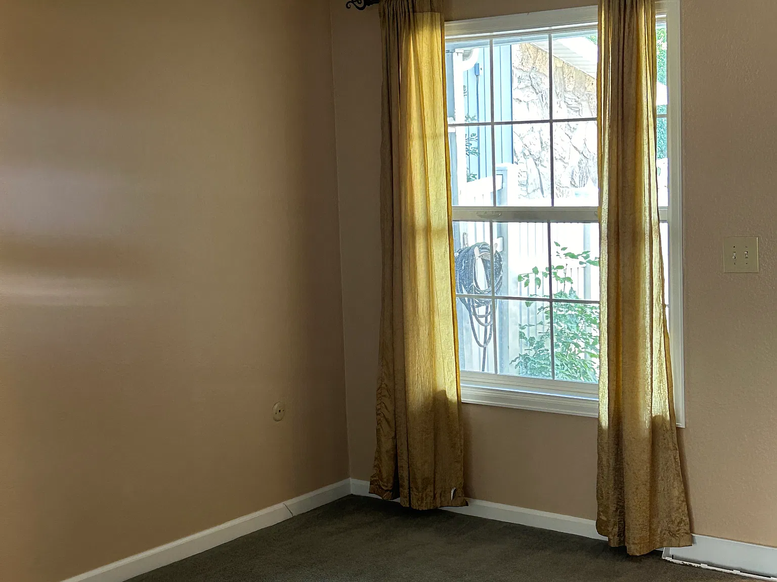 2863 S Xanadu Way — Photo 3