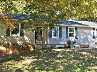 68 Rowland Dr, Evington, VA 24550