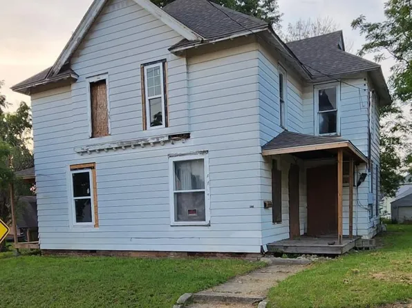 922/924 Spring St, New Castle, IN 47362