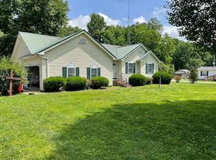 210 Atherton St, Livermore, KY 42352