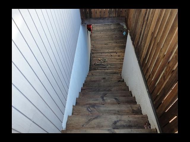 1st image of 117 N Estates Dr