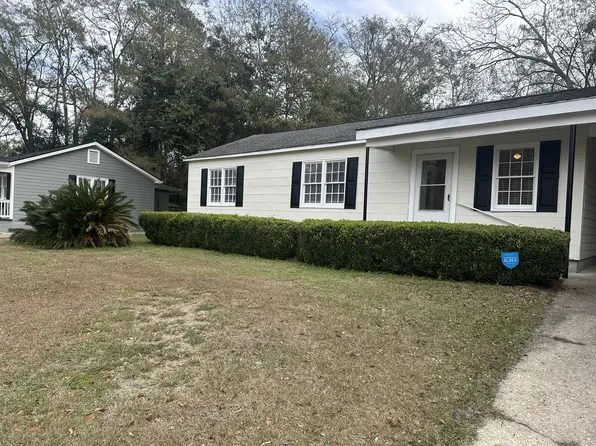 1102 Young St, Thomasville, GA 31792