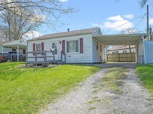 32 Lilac Ln, Springfield, IL 62702