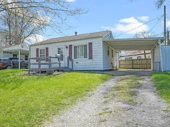 32 Lilac Ln, Springfield, IL 62702