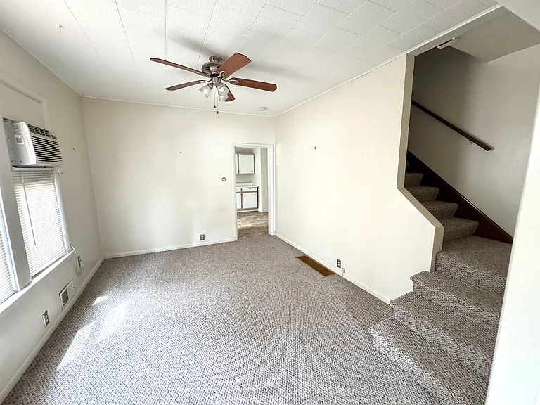44 Biltmore Ave — Photo 9
