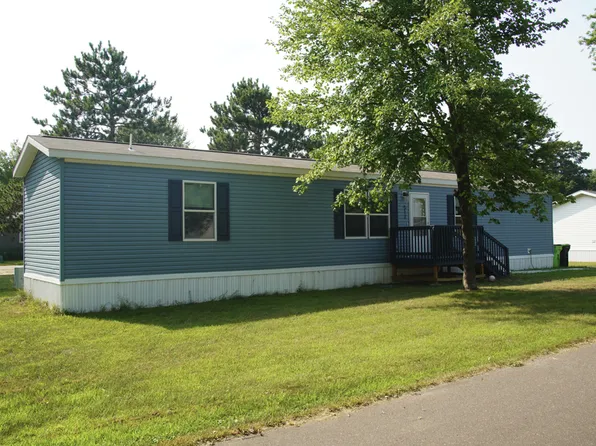 517 Begonia Ln, Altoona, WI 54720