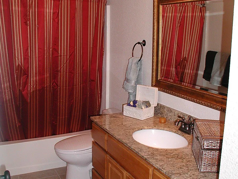 212 Brookdale Dr — Photo 5