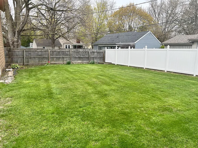 225 E Church St #2 — Photo 4