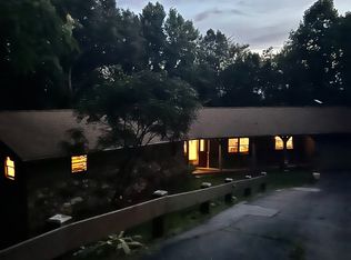 4 Sourwood Dr, Mills River, NC 28759